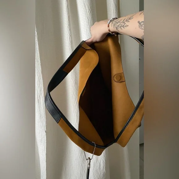 Coach 1941 Bandit Hobo 39 Shoulder Bag in Oak Suede - Picture 7 of 14